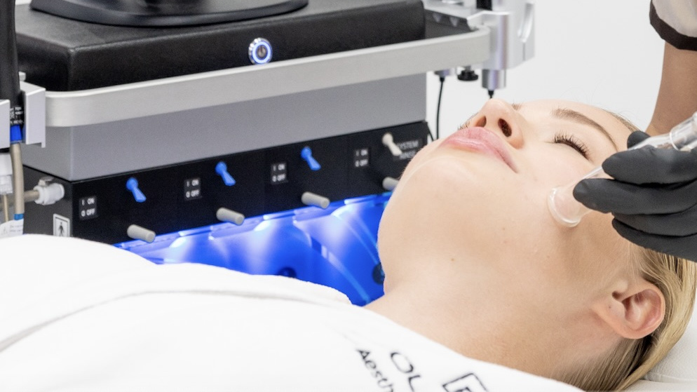 HydraFacial treatment and device