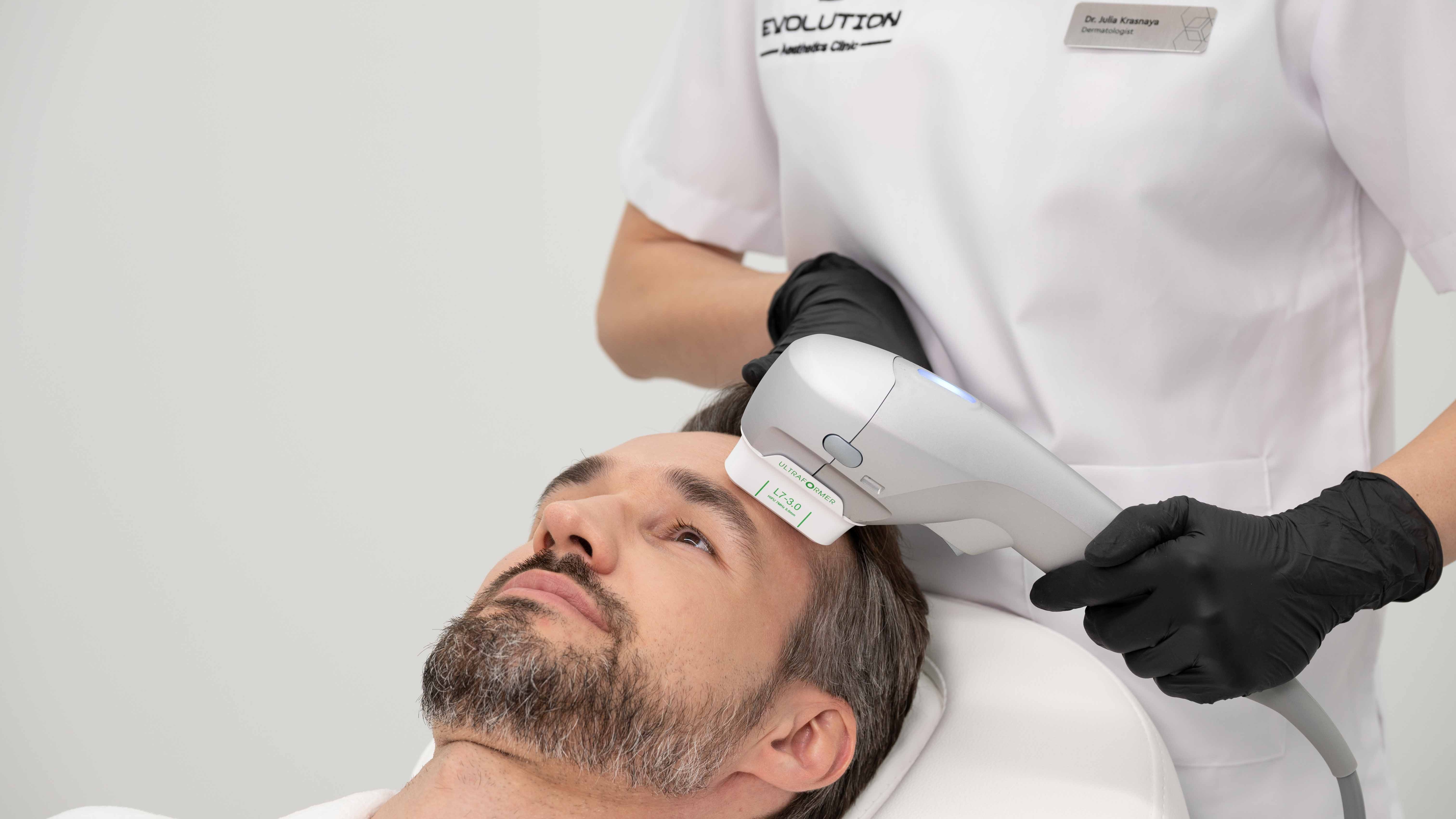 HIFU side of the comparison; 6K landscape; male patient adds variety